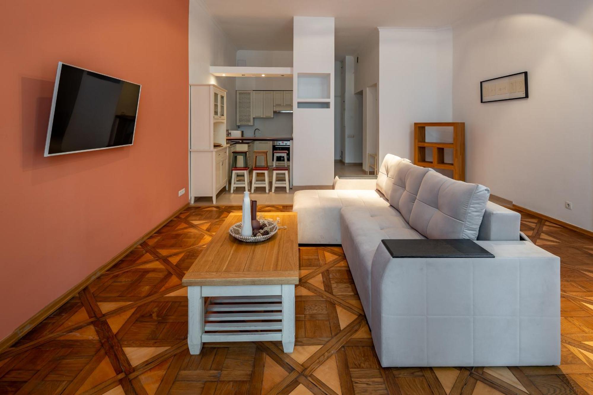 Romari Площа Ринок 28 Apartman Lviv Kültér fotó