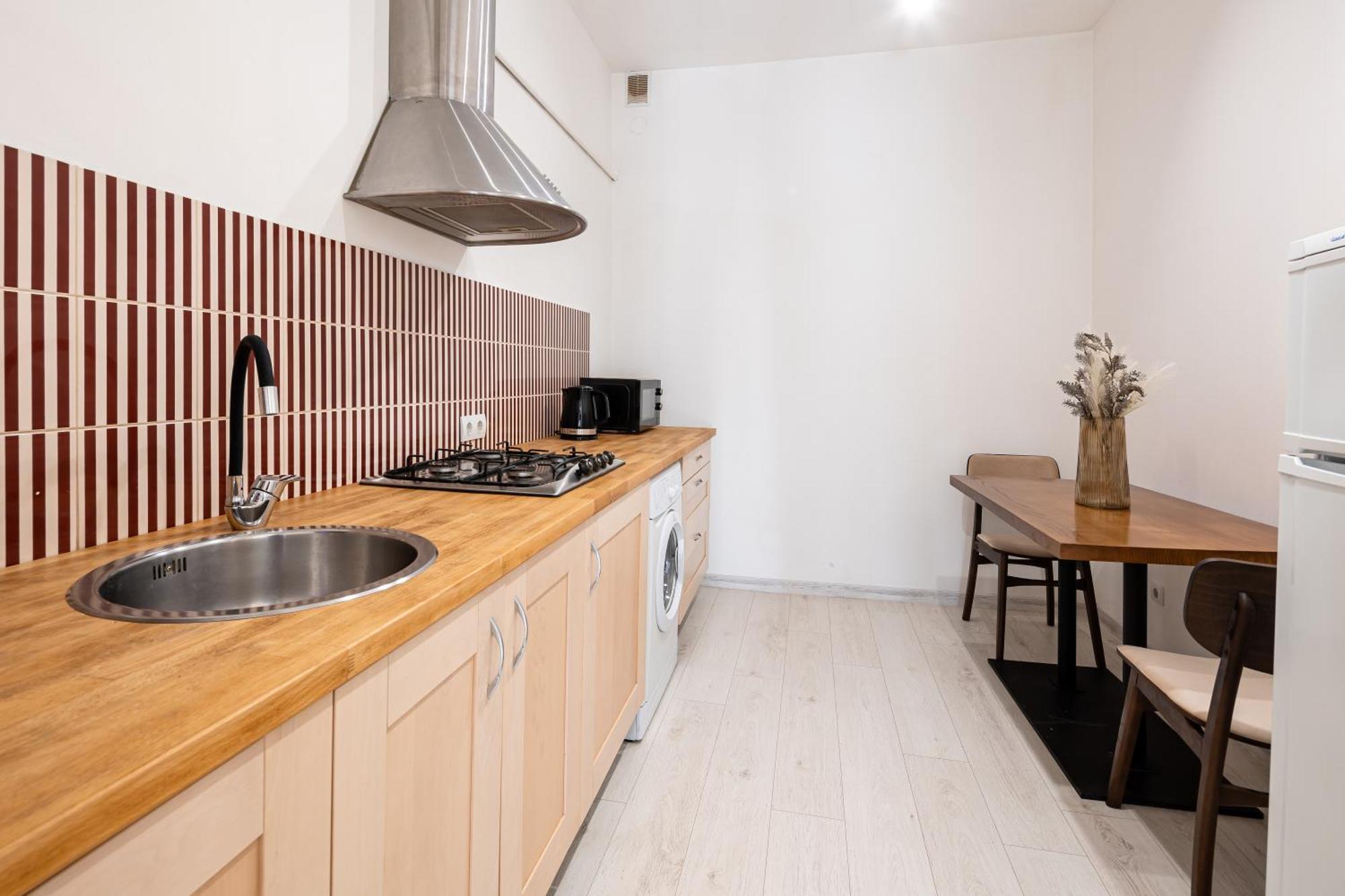 Romari Площа Ринок 28 Apartman Lviv Kültér fotó
