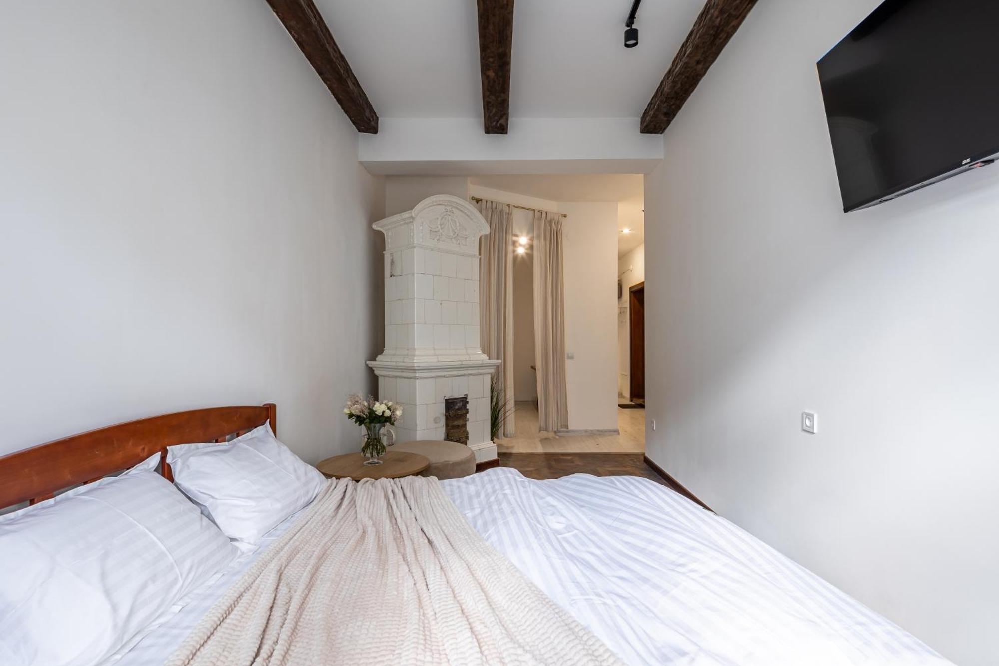 Romari Площа Ринок 28 Apartman Lviv Kültér fotó